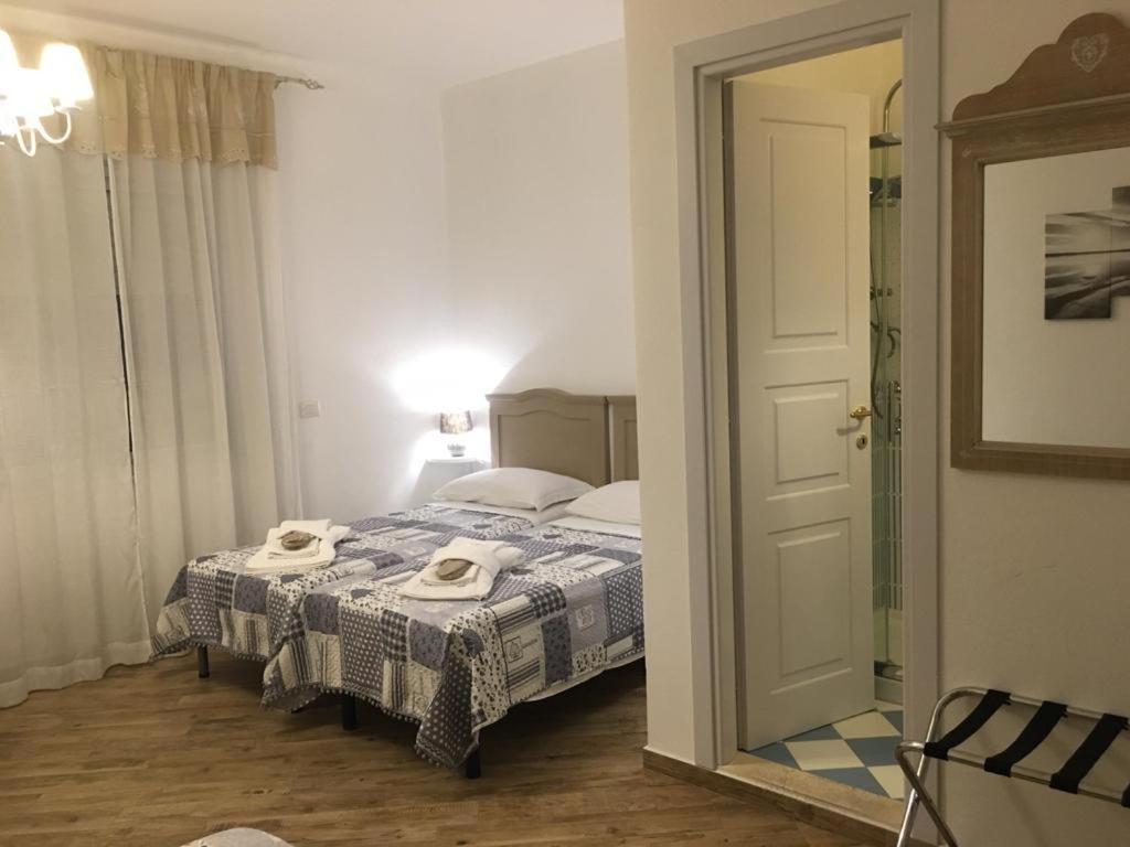 City Garden Guest House Olbia Exterior photo